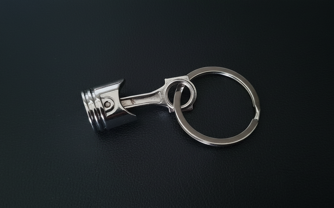 Piston with Conrod keychain